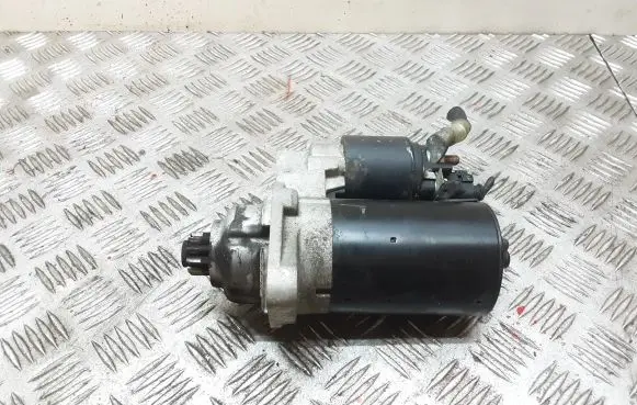 Volkswagen Touran I Starter motor