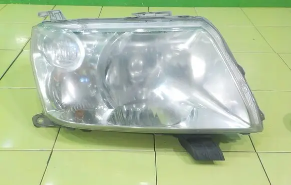 Suzuki Grand Vitara II Headlight/headlamp PRZOD