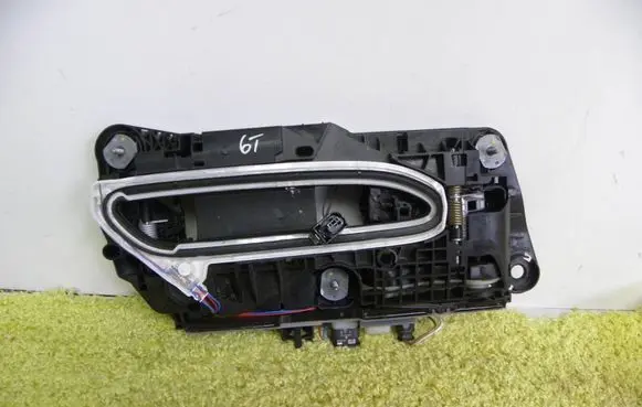 Mercedes-Benz S W223 Front door interior handle