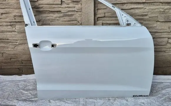 Audi A1 Front door 82G831312