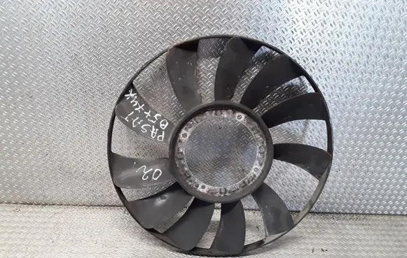 Volkswagen PASSAT B5.5 Fan impeller 058121301B