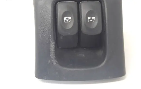 Renault Megane I Electric window control switch 7700843250AT