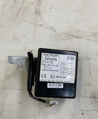 Toyota Hilux (AN10, AN20, AN30) Other devices 8974171012