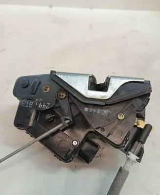 BMW 3 E46 Front door lock BTR244