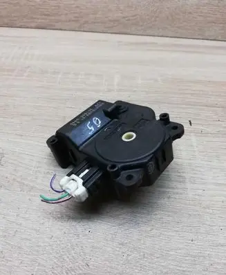 Mazda 3 I Air flap motor/actuator HB601BN8V 8610000990