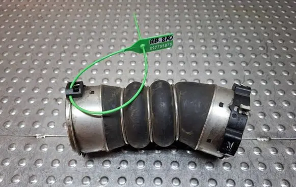BMW X3 F25 Intercooler hose/pipe S27705870 8513450