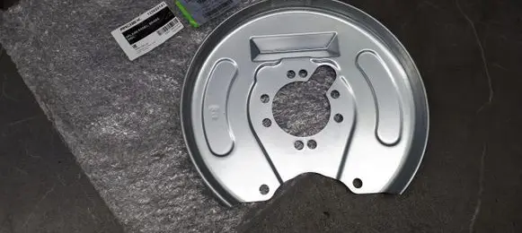 Volvo S40, V40 Rear brake disc plate dust cover 1330s0141