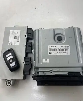 BMW 5 F10 F11 Engine ECU kit and lock set 8572873 0281019501 030293004