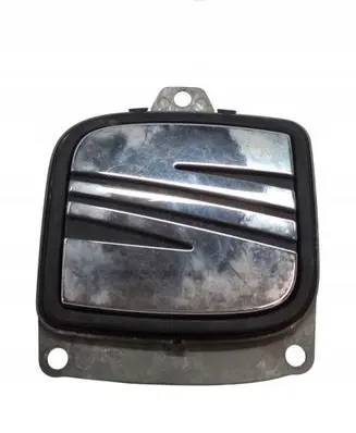 Seat Leon (1P) Front door exterior handle 5P0827565C