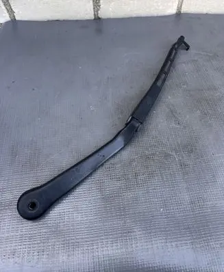 BMW 3 E90 E91 Front wiper blade arm