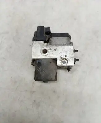 Volkswagen PASSAT B5 ABS Pump 0273004573 0265220621 3B0614111
