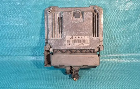 Skoda Octavia Mk2 (1Z) Engine control unit/module 03L906018C 03L906018BR 0281016951