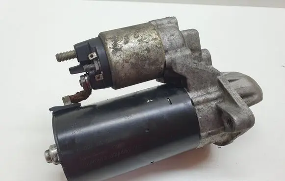BMW 5 E60 E61 Starter motor 12417796892 7796892 1241779689202