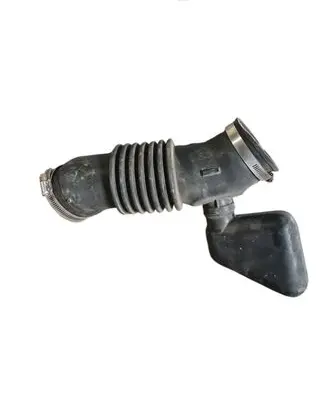 Subaru Forester SG Air intake hose/pipe 