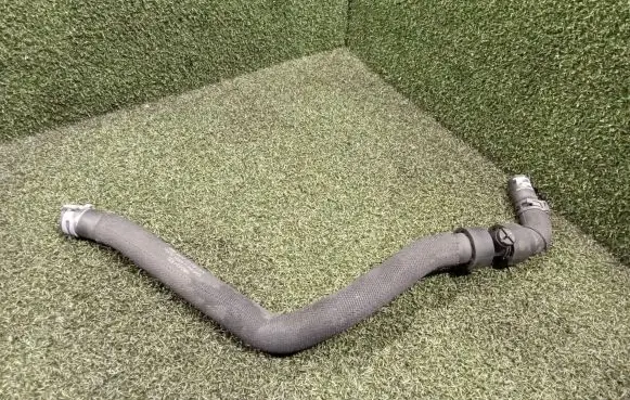 Porsche Cayenne (9Y0 9Y3) Engine coolant pipe/hose 4M1819314B 150087