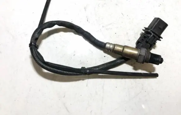 BMW 5 E60 E61 Lambda probe sensor 779159201 0281004019