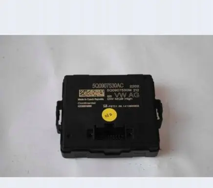 Volkswagen PASSAT Gateway control module 5Q0907530AC