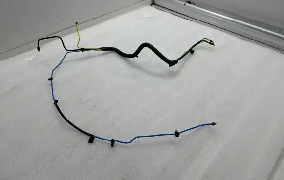 Tesla Model X Air suspension line/pipe/hose 102793300D