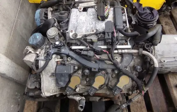 Mercedes-Benz CLK A209 C209 Engine 272 272940