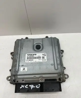 Volvo XC70 Engine control unit/module 31336983 0281018414