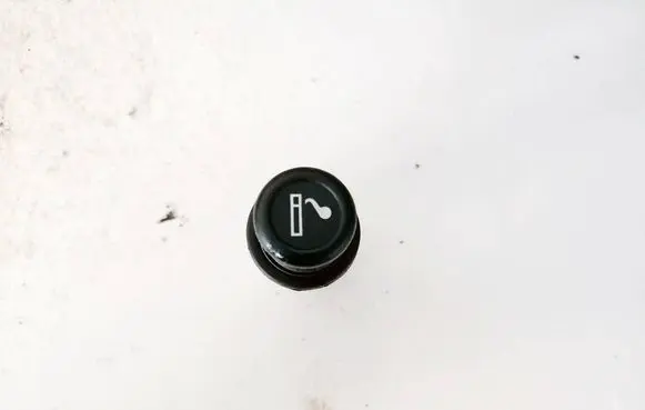 Toyota Avensis T250 Cigarette lighter 