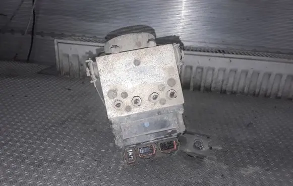 Nissan X-Trail T30 ABS Pump TD8209