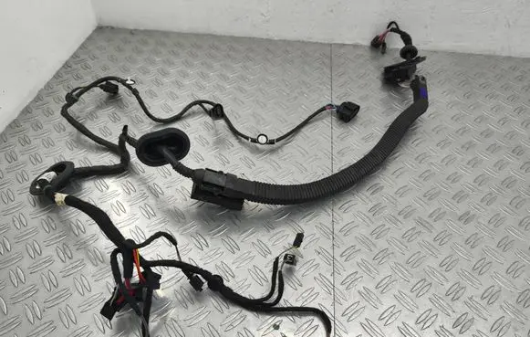 Seat Alhambra (Mk2) Sliding door wiring loom 7N0971692CB