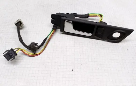Audi A6 S6 C4 4A Rear door interior handle 4A0839019A