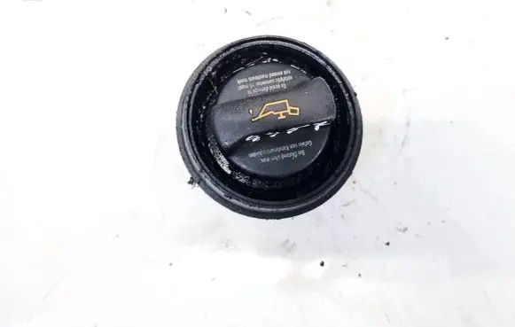 Skoda Octavia Mk2 (1Z) Oil filler cap 038115301b