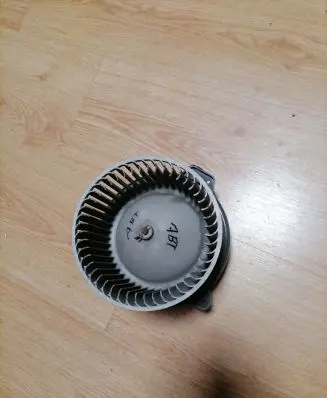 Mazda 626 Heater fan/blower HB111 8940000