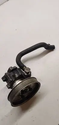 Volkswagen PASSAT B5.5 Power steering pump 800145177QE6