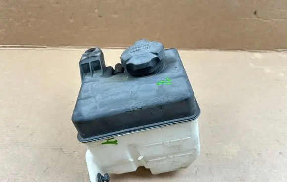 KIA Soul Coolant expansion tank/reservoir 254302K000