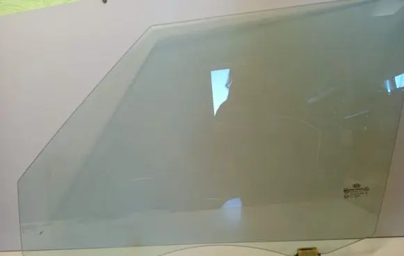KIA Soul Front door window glass four-door 43R000381