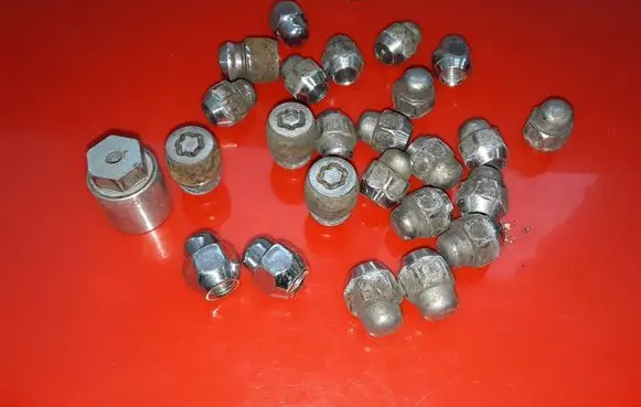 Hyundai i40 Nuts/bolts NOCODE