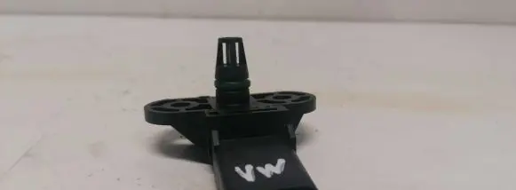 Volkswagen Touran I Air pressure sensor 0261230031
