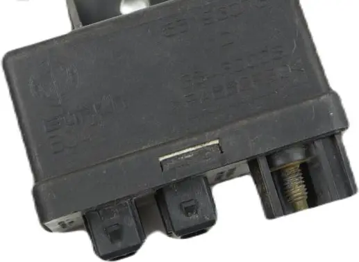 Fiat 500 Glow plug pre-heat relay 55193073 38430003 P047