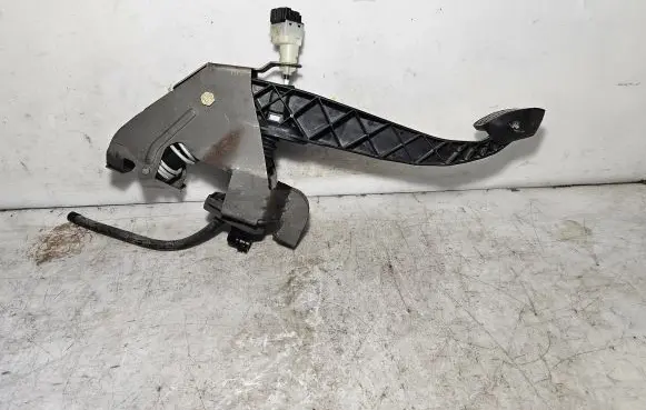 Clutch pedal