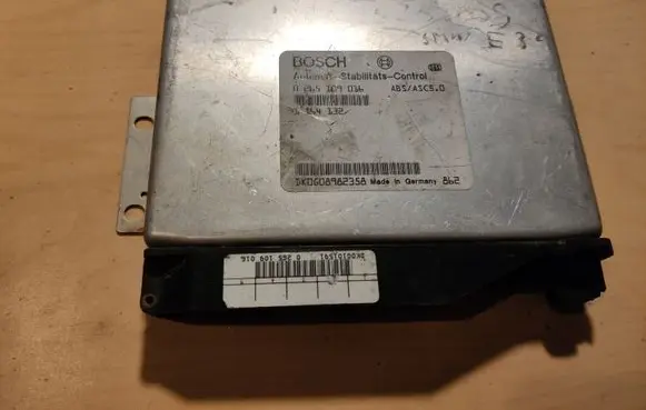 BMW 5 E39 ABS control unit/module 0265109016