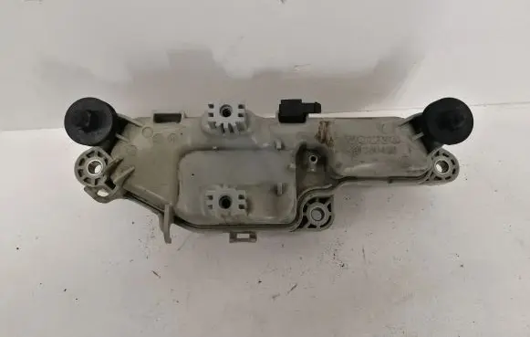 Volvo XC90 Vacuum air tank 31330458