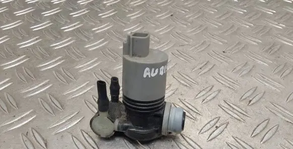 Toyota Auris E180 Windscreen/windshield washer pump