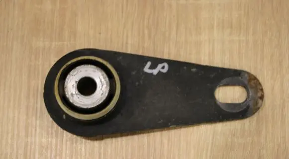 Peugeot 508 Coil spring mount 