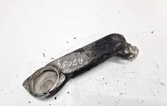 Audi A6 S6 C5 4B Engine coolant pipe/hose 059121121D