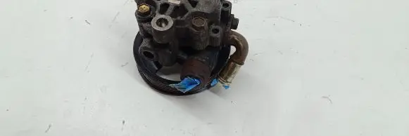 Toyota RAV 4 (XA20) Power steering pump