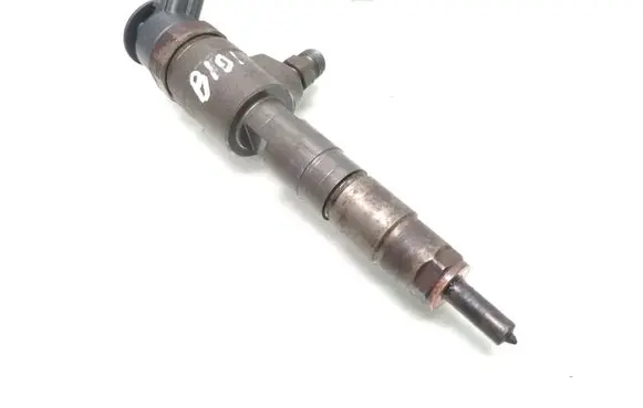 Fuel injector