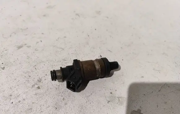 Honda Civic Fuel injector 6L41