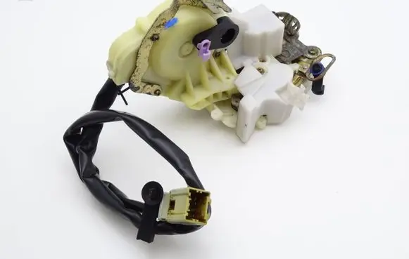 Honda Civic Front door lock 