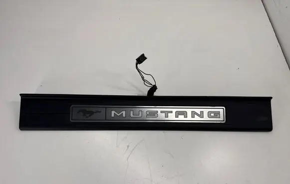 Ford Mustang VI Front sill trim cover FR3B6313222AAW FR3B6313222AA FR3B6313222A