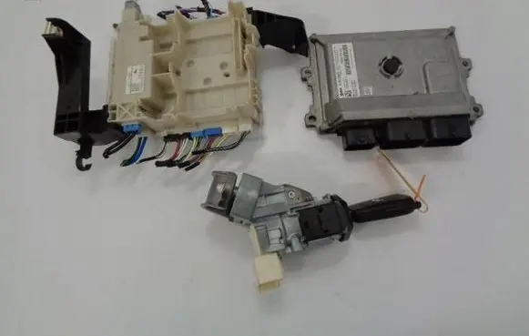 Citroen C1 Engine ECU kit and lock set 