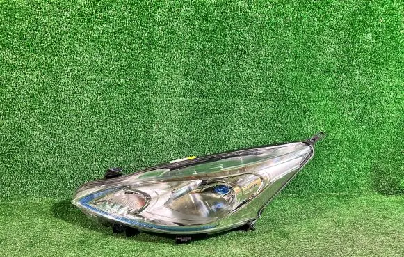 Nissan NV200 Headlight/headlamp