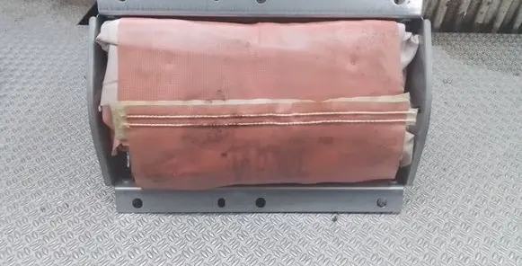Volvo V70 Passenger airbag 9191928